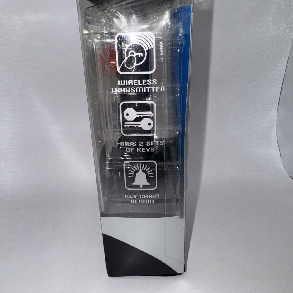 SmartGear Wireless Remote Key Finder Locator (Dual Set) - Picture 3 of 4